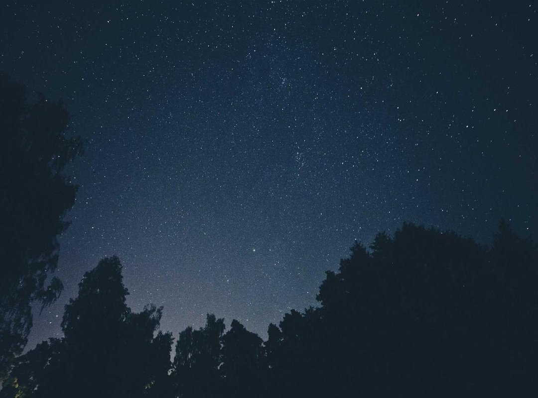 From Poolside to Cafe: Styling Your Athletic Swimwear